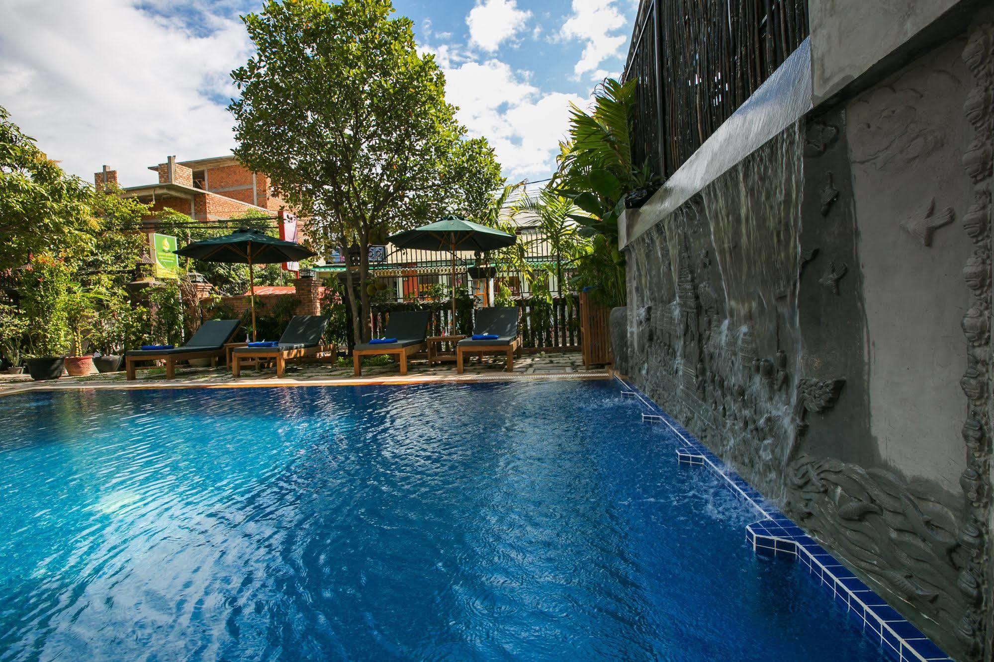 Friendly Angkor Boutique Hotel Siem Reap Buitenkant foto