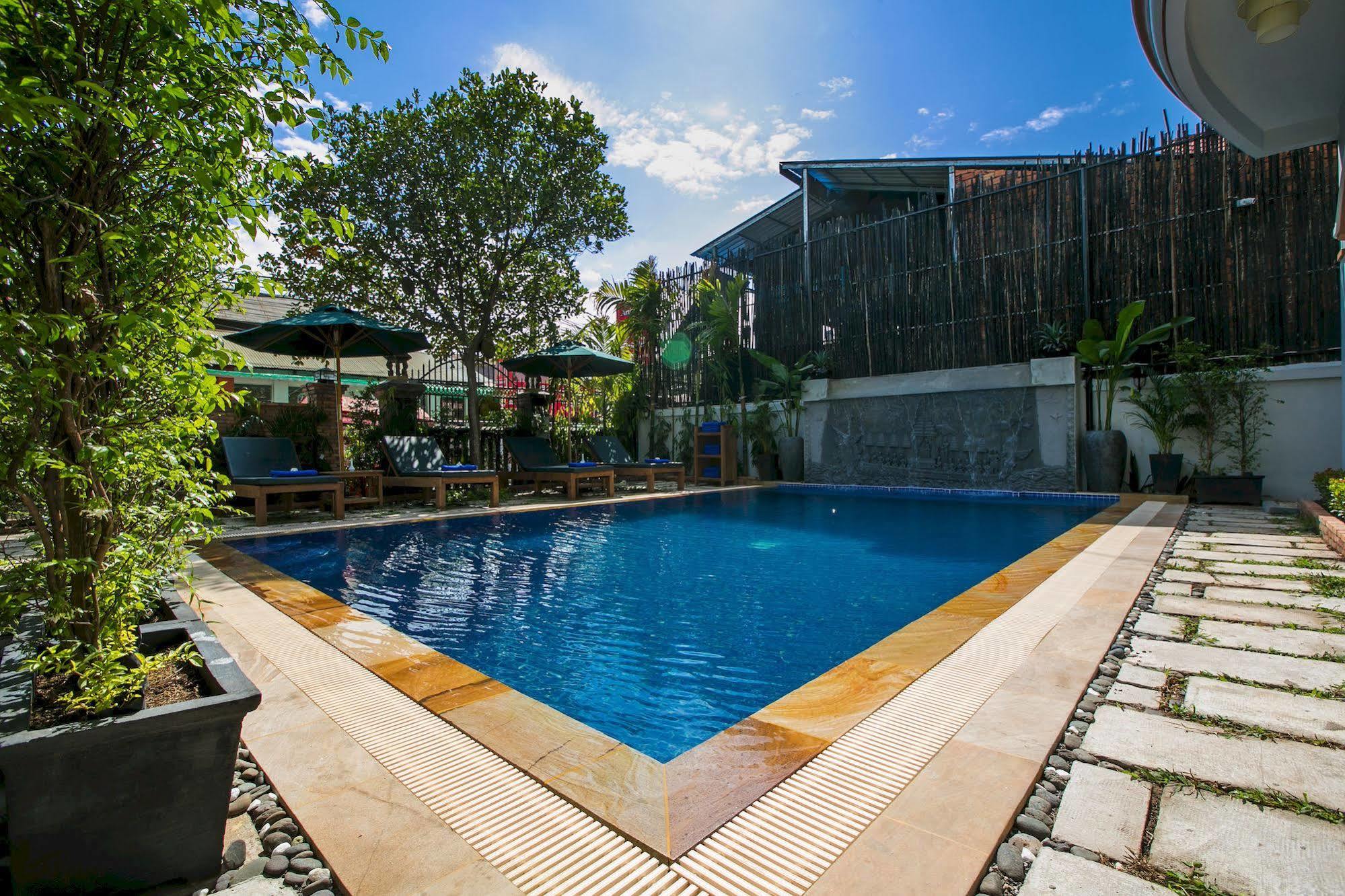 Friendly Angkor Boutique Hotel Siem Reap Buitenkant foto